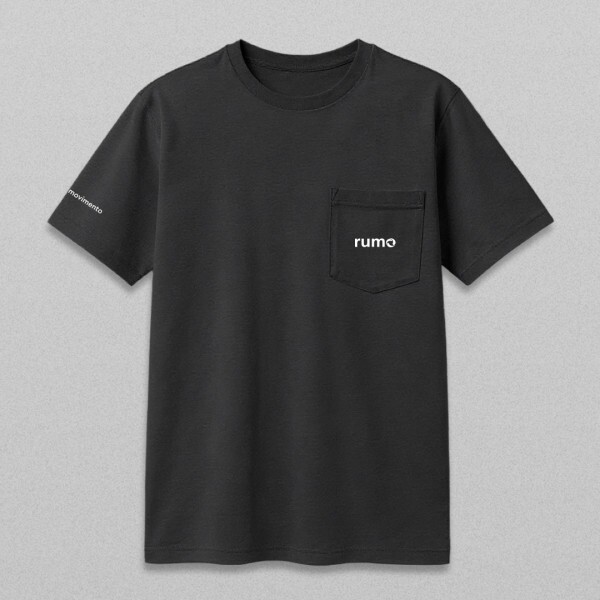 Camiseta com Bolso Unissex Preta